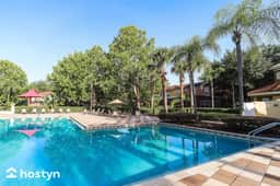 Townhome + Jacuzzi + Grill + 10" min Disney!