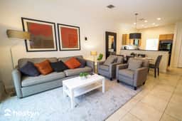 Townhome + Jacuzzi + Grill + 10" min Disney!