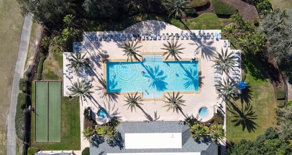 Amazing beach house near the parks!