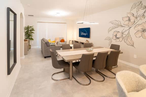 Luxurious townhouse with themed rooms near Disney