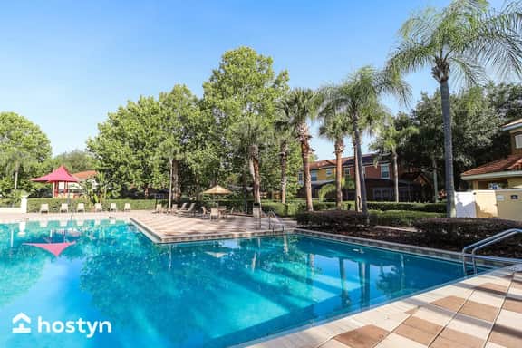 Townhome + Jacuzzi + Grill + 10" min Disney!