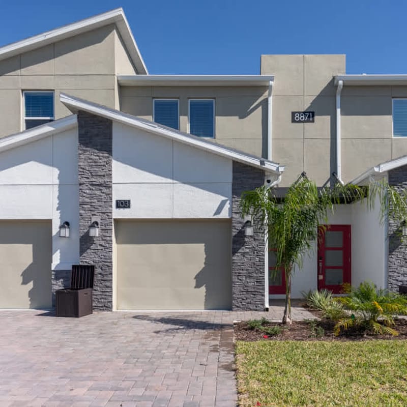 Luxurious townhouse with themed rooms near Disney
