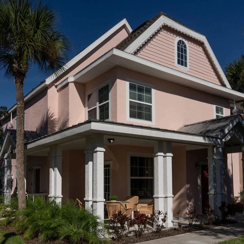 Magical Themed 3BR Townhouse, Near the Parks